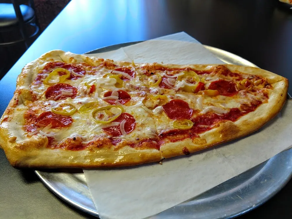 Big Slice Pepperoni Onions & Mild Peppers